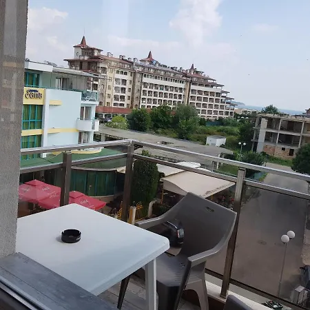 Panorama *